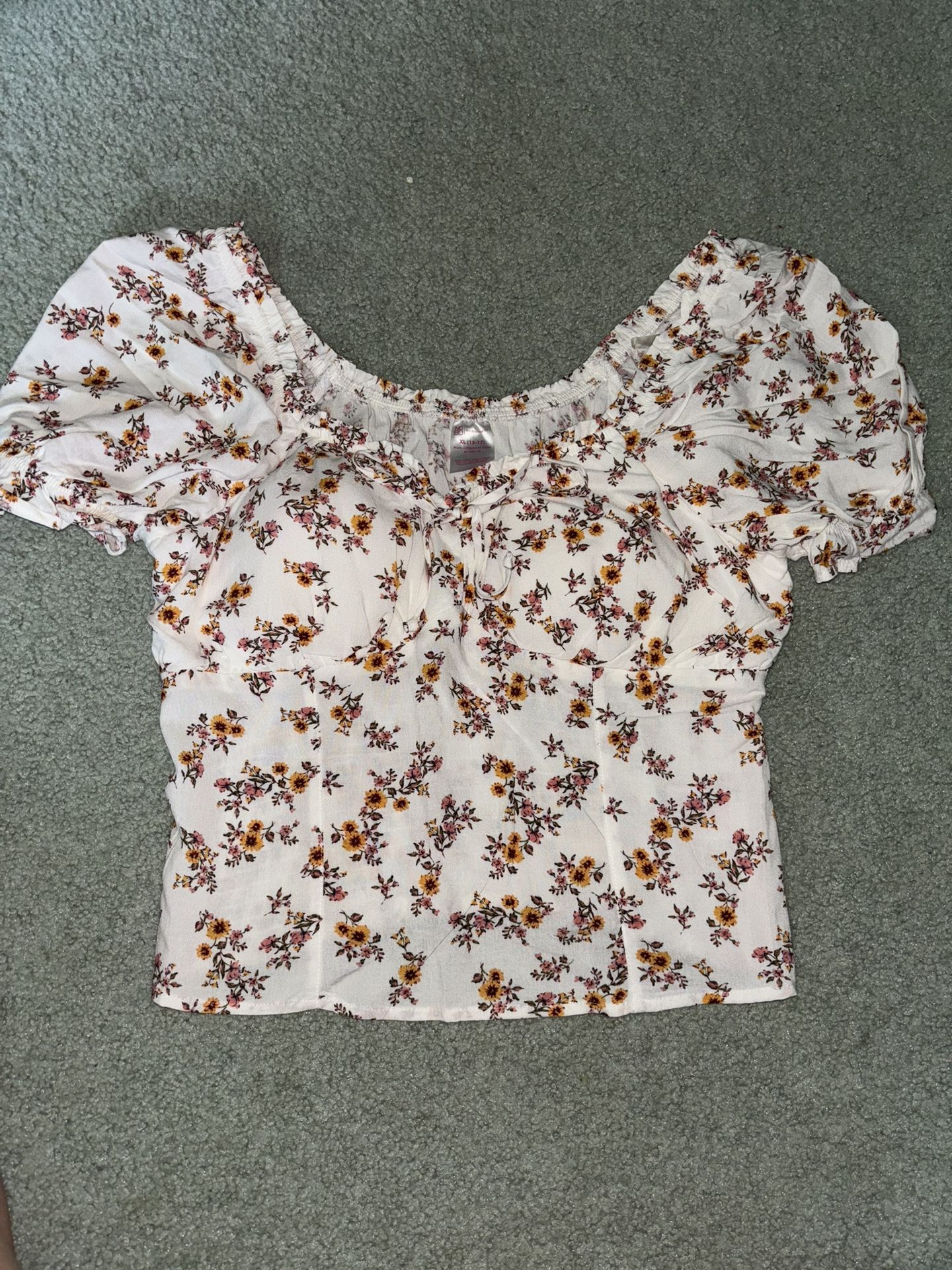 No Boundaries Floral Peplum Top