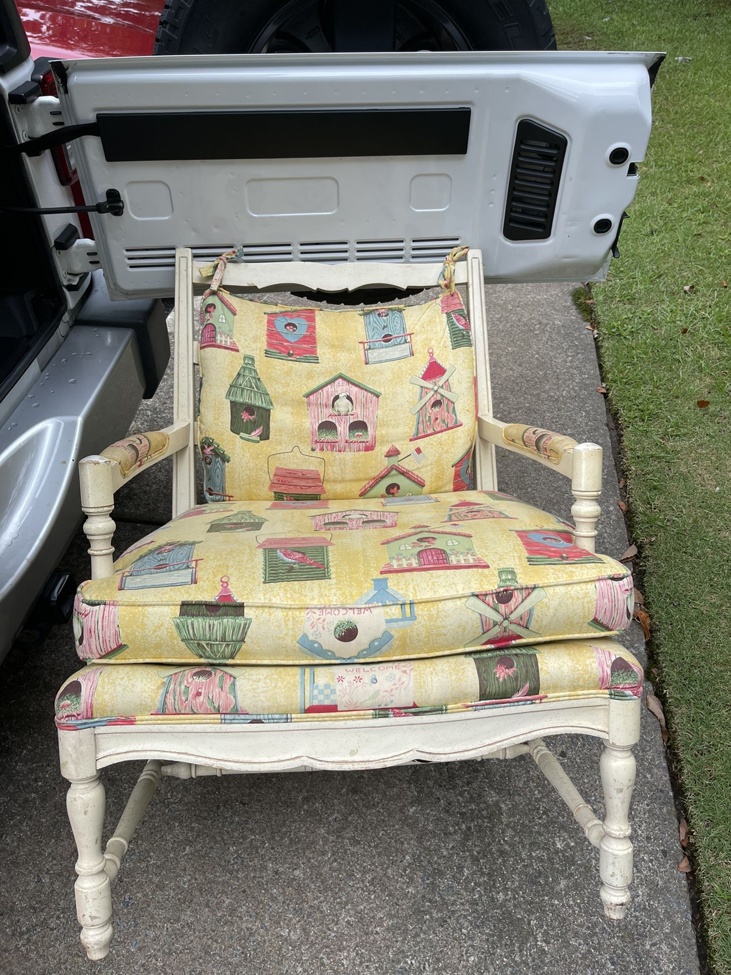 Vintage French Country Easy Chair