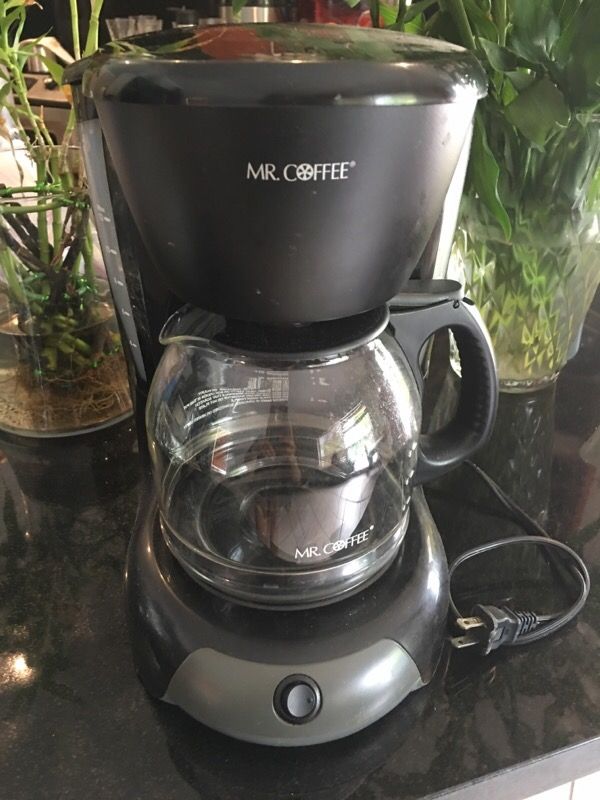 Mr Coffee maker 12 cups