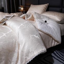 Jacquard Comforter Set Warm Paisley Floral Pattern King Size Bedding with 2 Pillowcases All-Season (104x90Inches Rose Gold)