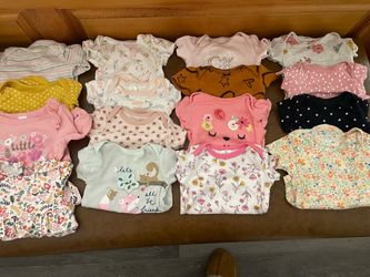 Baby girls clothes 0/ 9 months .75 cents each