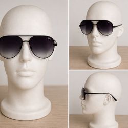 QUAY Aviator Sunglasses + Case – Brand New