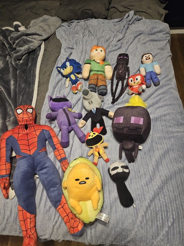 Misc Plushies Stuffies Minecraft Sonic Spiderman