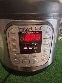 Instant Pot IP-DUO 4QT Pressure Cooker