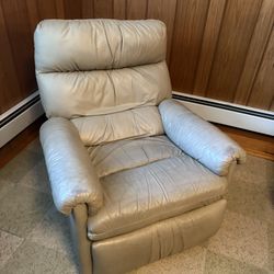 Reclining Chair 