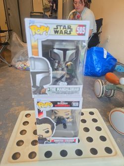 The Mandalorian 585 Funko $20 i will through in Sinister strange in for free