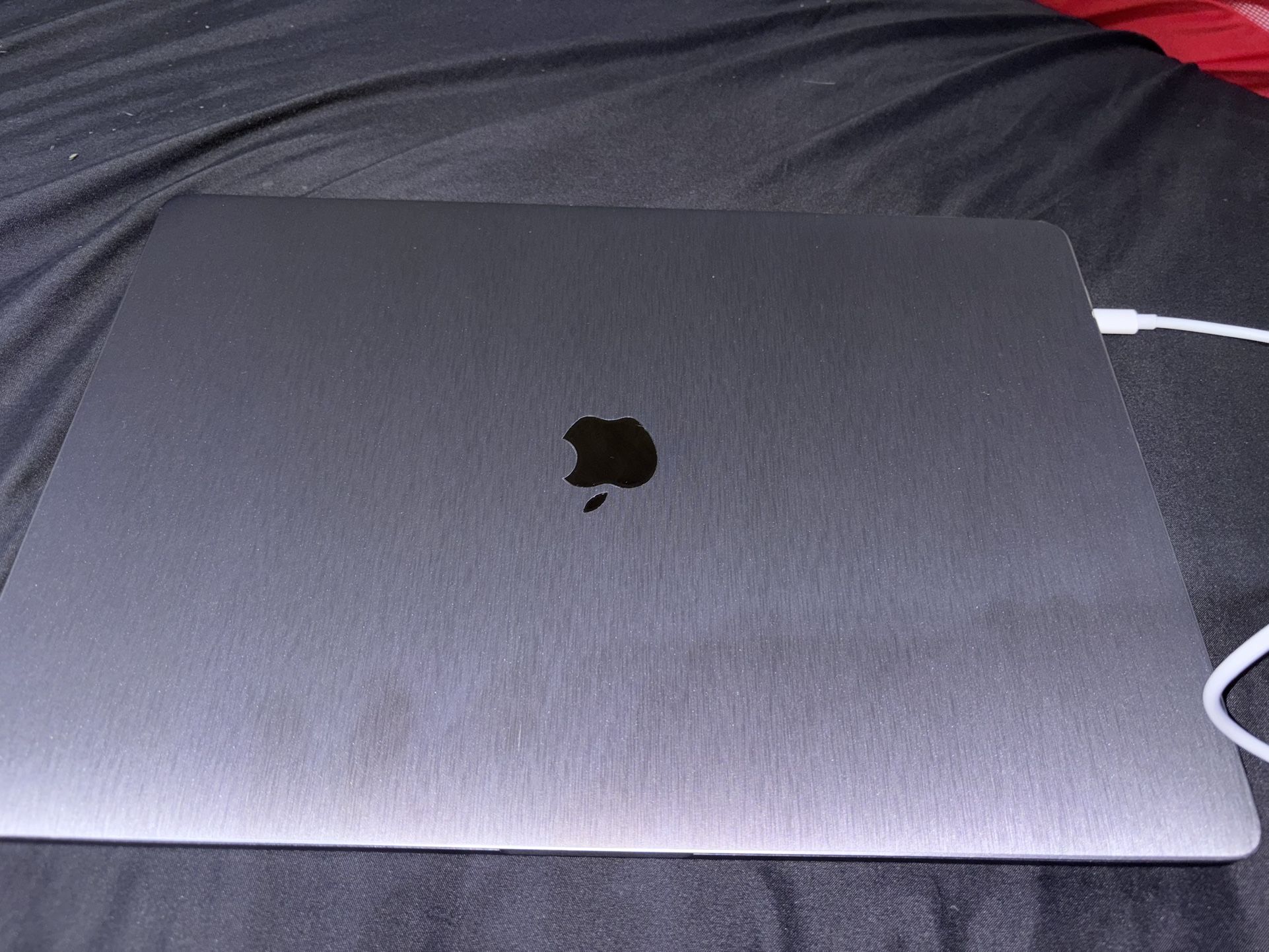 MacBook Pro 17 15.4 Inch Space Grey