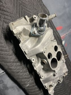 Sbc Manifold Good Condition Chevy