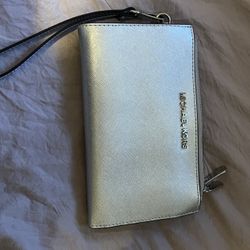 Michael Kors Wristlet