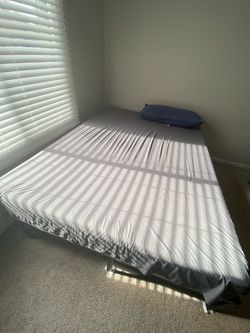 Queen size bed