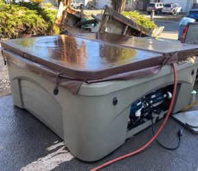 Dream spa Entice hot tub plug and play