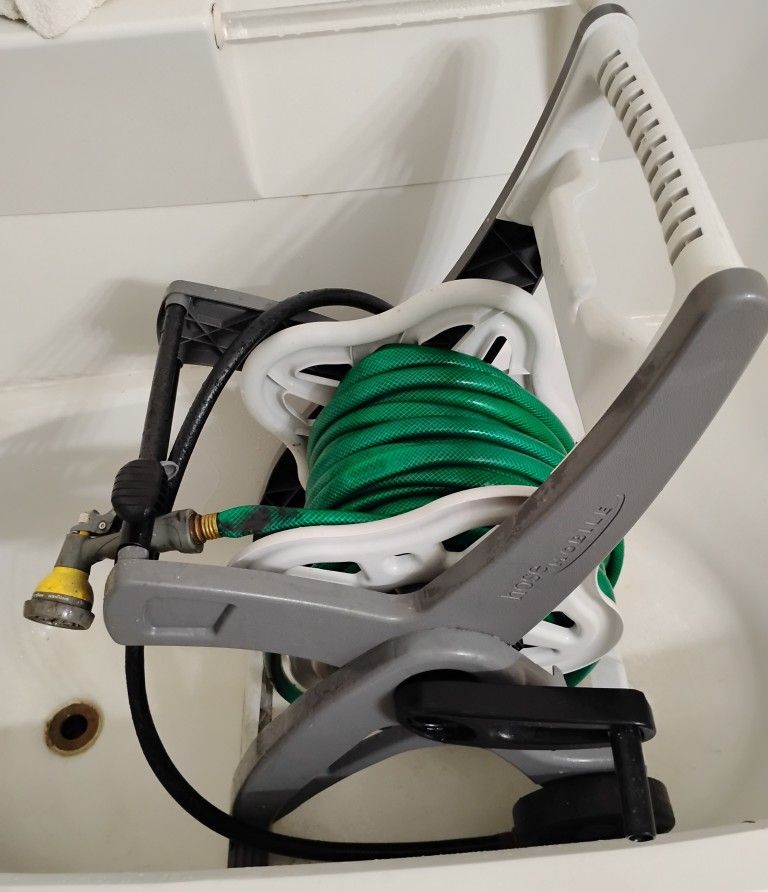 Water Hose with Reel NEED GONE TODAY