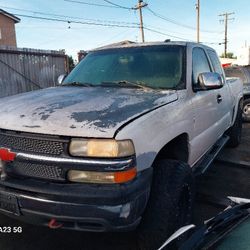 2002 Chevrolet Silverado For Parts 