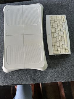 Wii Balance Board Bundle