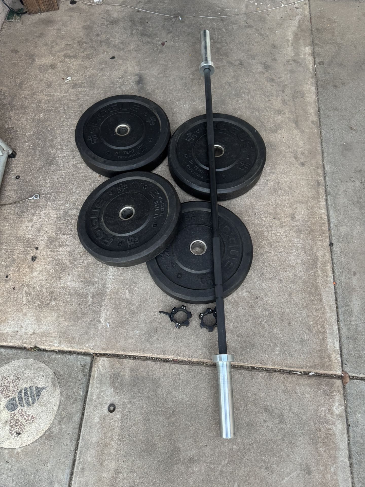 Rogue hi temp Olympic weights 160lbs total plus 6ft ROGUE C-70S BAR plus rogue clamps