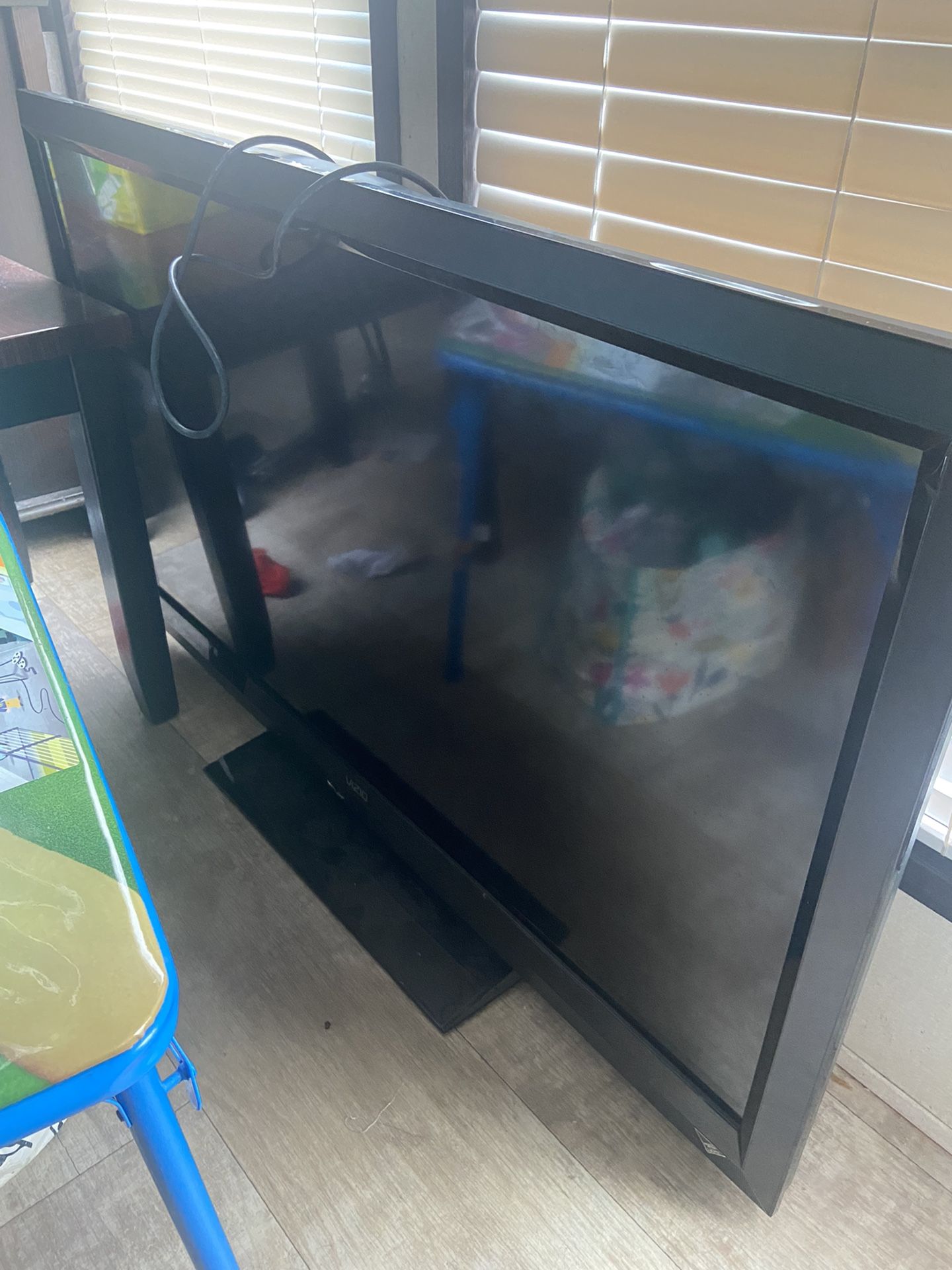 55” Flat Screen Tv 