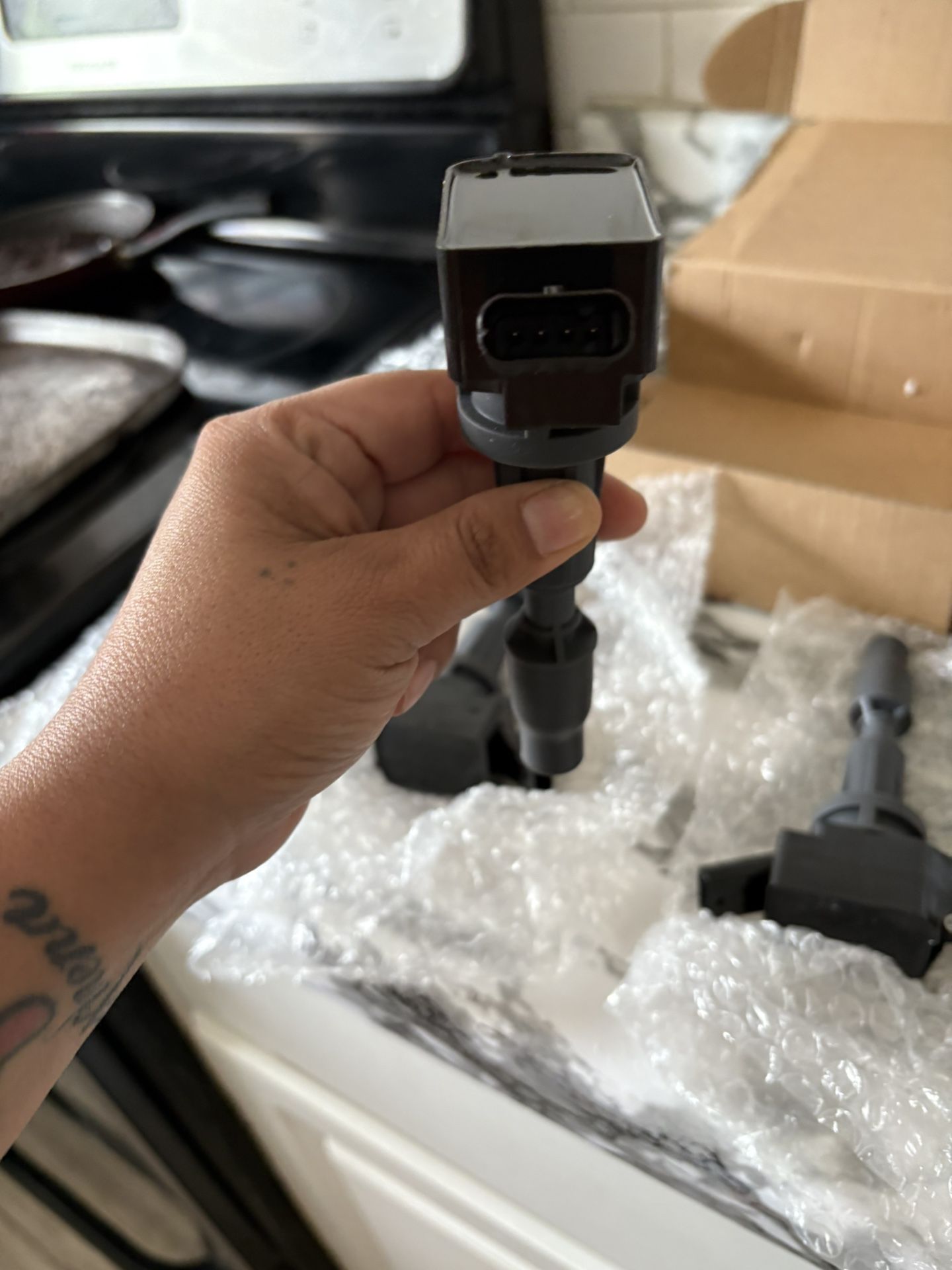 New Ignition Coil Fit Igiition CoiTset Hyundai Kiq 20-23👇