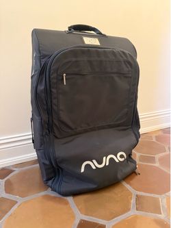 Nuna wheeled travel bag