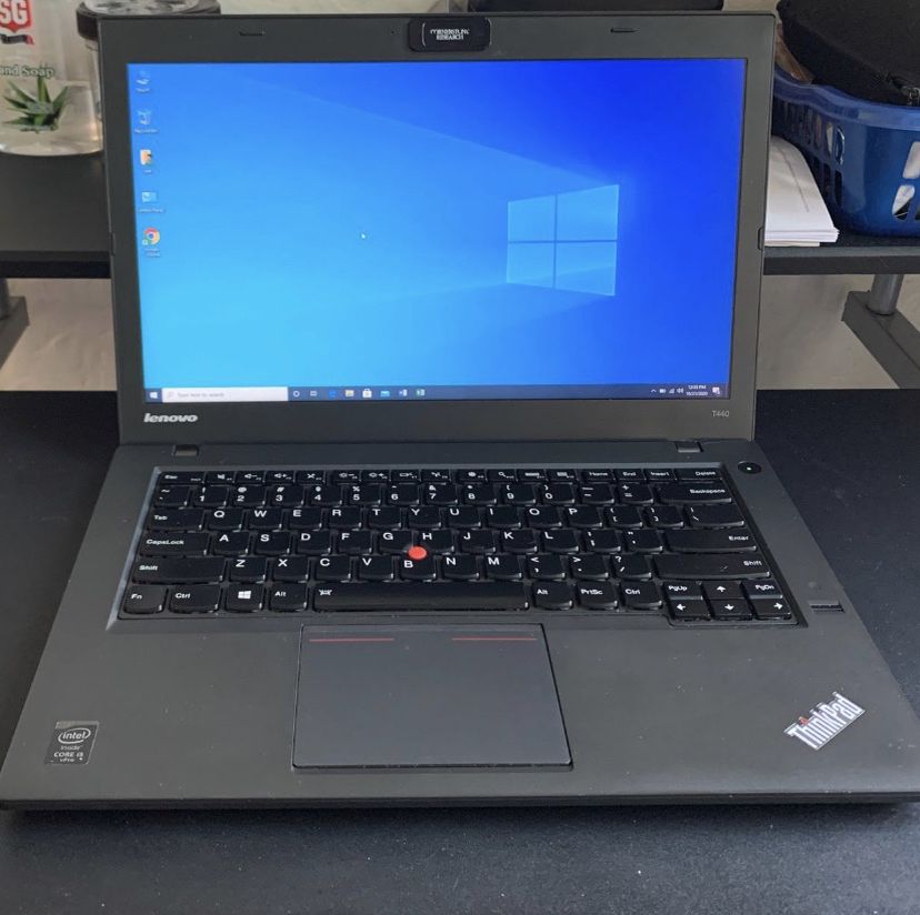 “LENOVO T450s” powerful Laptop Intelu core (TM) i5-4600U CPU @ 2.10 GHz 2.69 GHz , 8 GB RAM,256 SSD with fully installed/ licensed Windows 10
