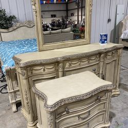 King Bedroom Set 
