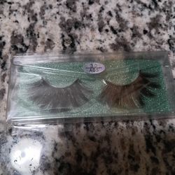 Pop Up And Show Out Eyelashes 