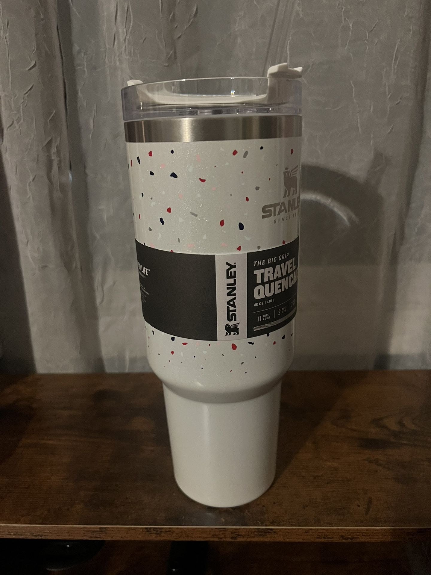 Stanley Adventure 40oz Stainless Steel Quencher Tumbler - White Terrazzo  Confetti for Sale in Pacifica, CA - OfferUp