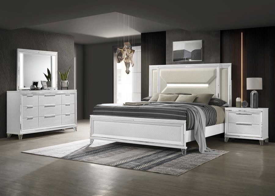 4 PC Queen Bedroom Set With Queen Bedframe Dresser .Mirror Night Stand On Sale Now