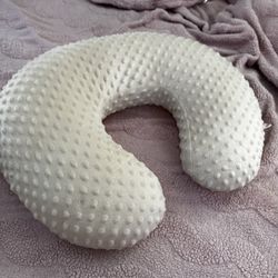 Boppy Baby Nursing Pillow + White Pillow Cover