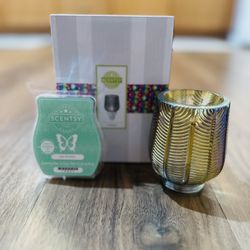 Scentsy Gatsby Mini Warmer & Just breathe Scentsy wax
