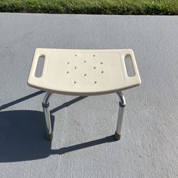 DRIVE MEDICAL  SHOWER 🚿 CHAIR  Adjustable LEGS Like 👍 New