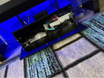 Couch / Tv Stand