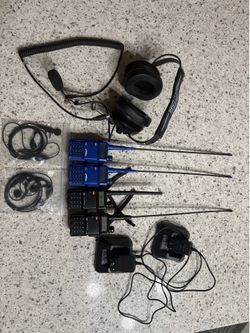 2-way radios set of 4