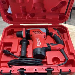 Milwaukee 1-1/8 in. Corded SDS-Plus Rotary Hammer