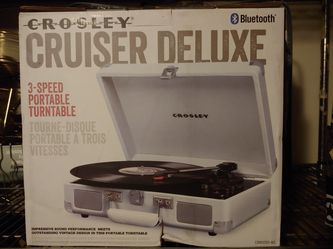 Crosley Cruiser Deluxe turntable record player Bluetooth