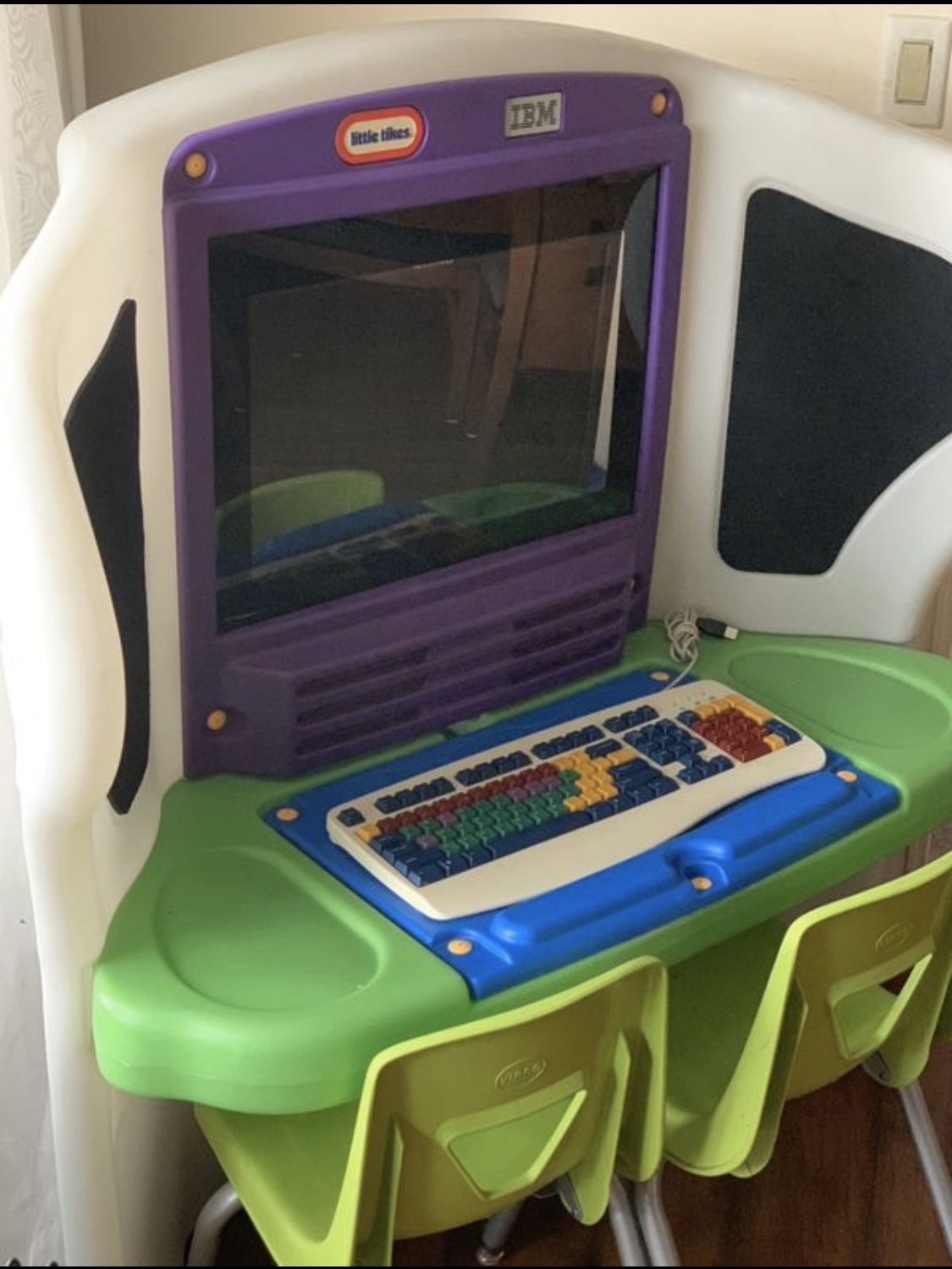 Little Tikes Computer for “kids” corner desk
