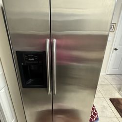 General Electric Stainless Steel Used Refrigerator 
