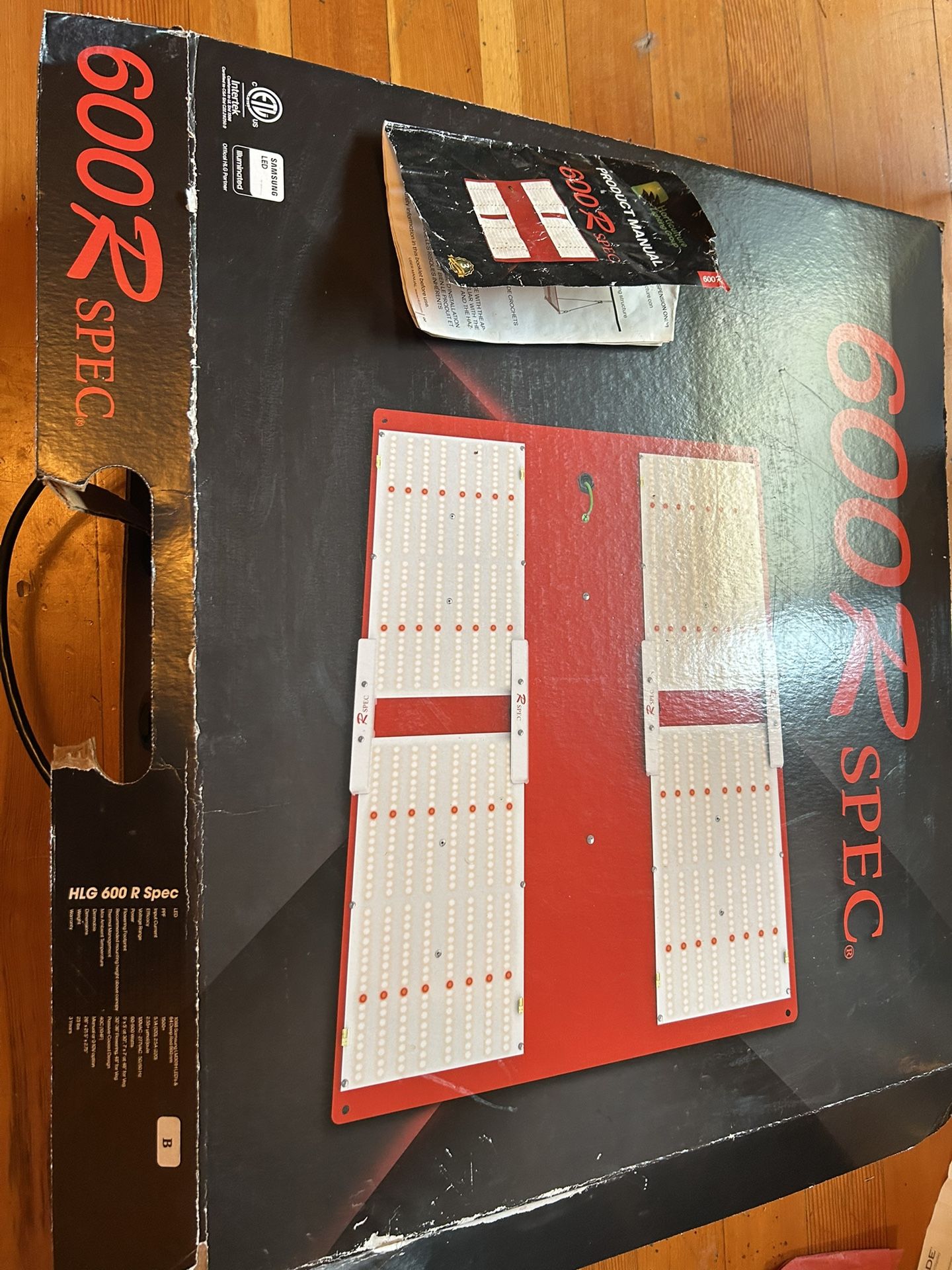 600 LED grow light Building materials & Supplies