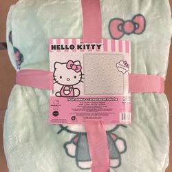 Hello Kitty Queen Blanket 