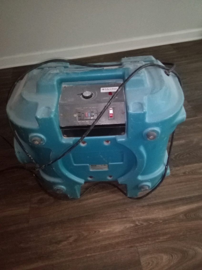 Air Scrubber
