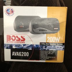 Boss Audio Systems AVA 6200.
