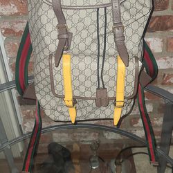 Authentic  Gucci SUPREME Backpack