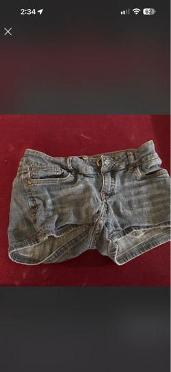 Low rise blue denim shorts