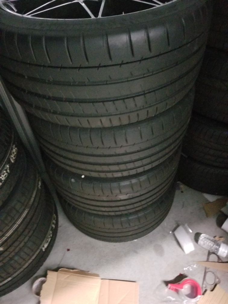 Style 666m bmw rims and tires