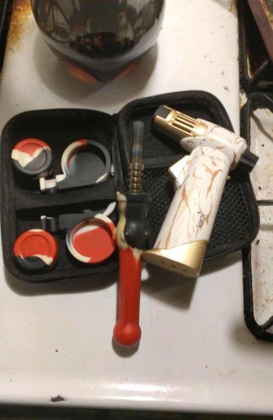 Portable Dab Rig With Torch