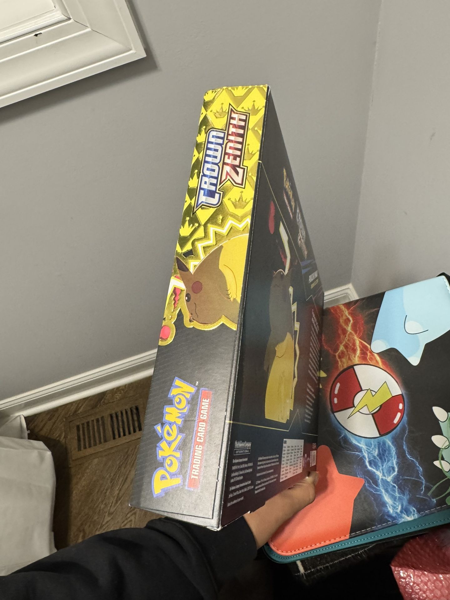 Pokmon Crown Zenith Pikachu VMAX Premium Collection Pokmon Crown Zenith Pikachu VMAX Premium Collection