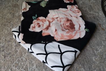 Pottery Barn Emily & Meritt Beach Towels • Like New • Mermaid Tail & Roses