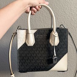‼️PENDING PICKUP ‼️Michael Kors Purse 