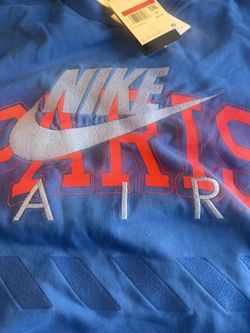 Nike Air Paris Crewneck Sweater
