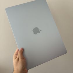 MacBook 15” – Sky Blue