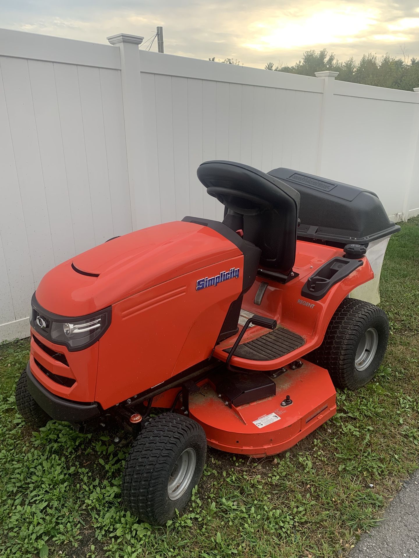 Simplicity Tractor